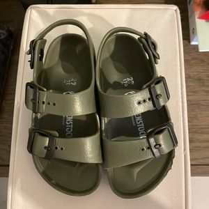 Birkenstock Milan Eva sandal sz 9 toddler